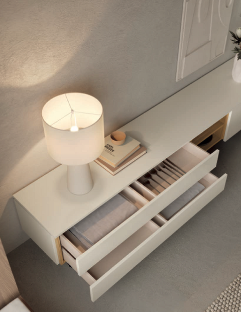 Composición salón MUSS 03 · mueble TV con patas metálicas y aparador alto