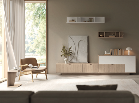 Composición salón NATUR 05 · mueble TV con aparador bajo zócalo y estanterías horizontales