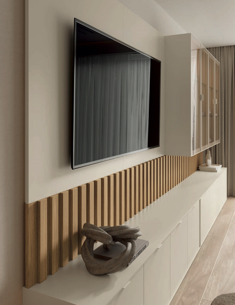 Composición salón NATUR 07 · doble mueble TV con panel ribbon y vitrinas iluminadas separador decorativo y aparador con espejo