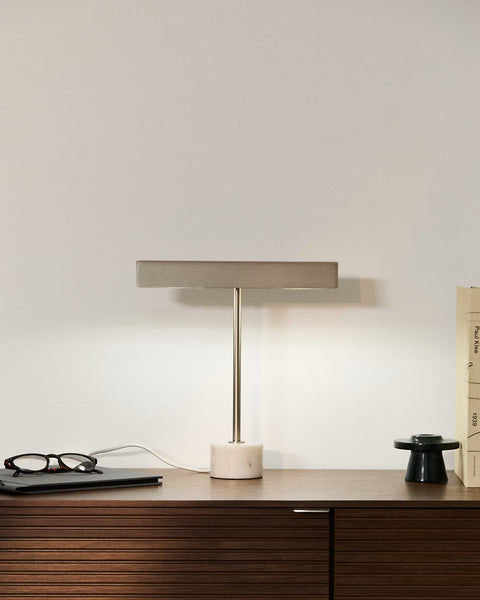 Lámpara de mesa Lynor