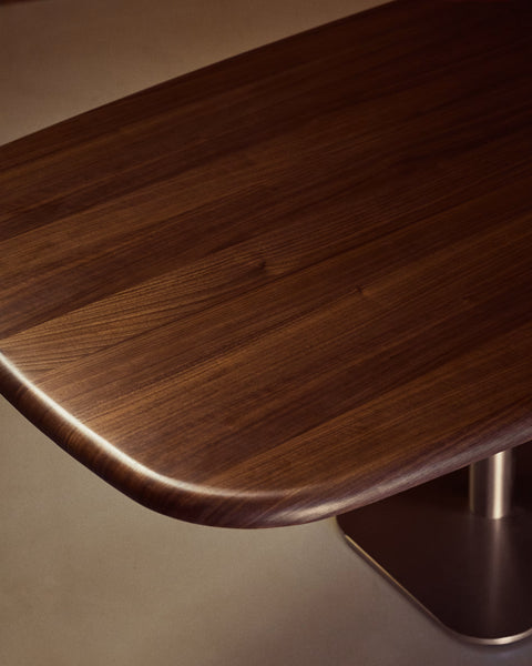 Mesa Melvar de chapa de nogal y patas con base de acero