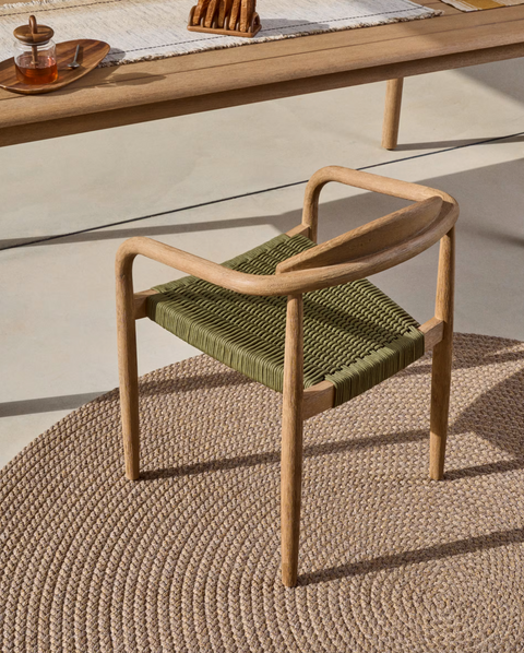 Silla apilable Nina de madera maciza