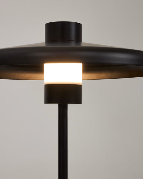 Lámpara de mesa Nuvira de acero negro satinado