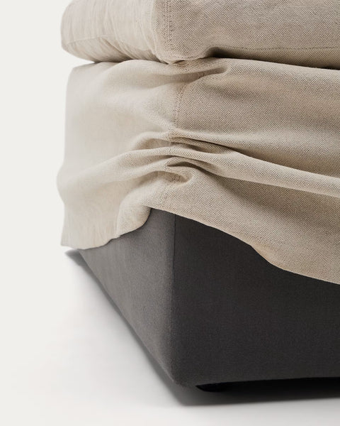 Reposapiés desenfundable Zenira